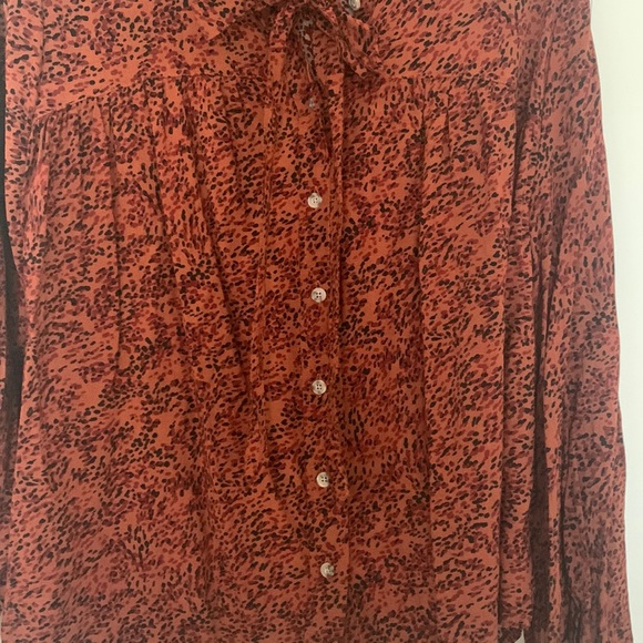 Patterned Blouse - Picture 5 of 6